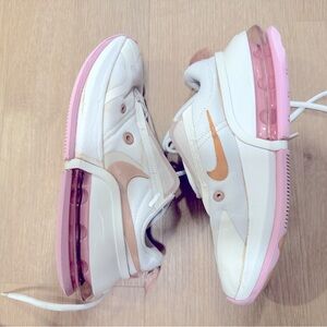 NIKE AIR MAX UP CREAM
